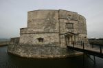 Calshot Castle: Entrance and bridge