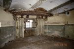 Horse Sand Fort: Spithead, Hampshire: Yoke mounting and embrasure for 12inch BL gun